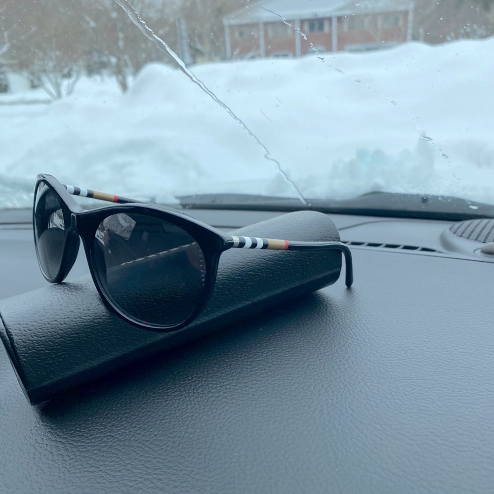 Burberry sunglasses